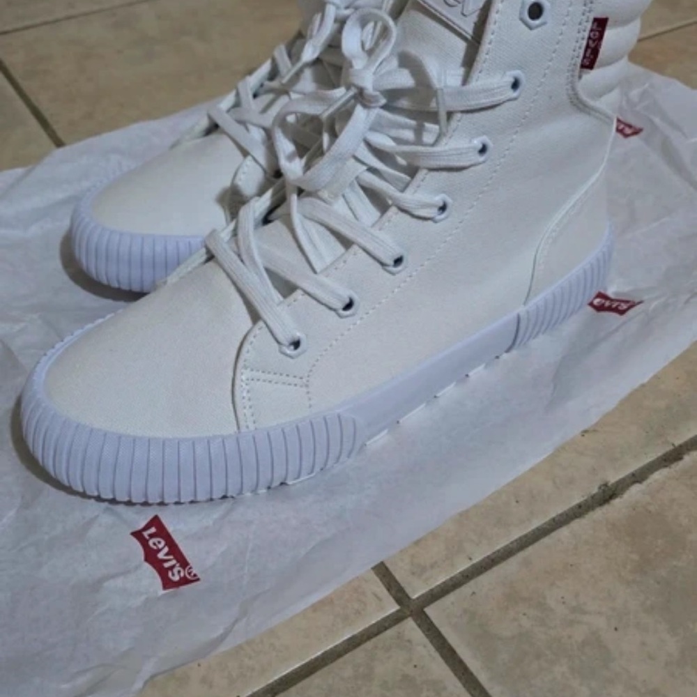 Levi's White Heeled Boots